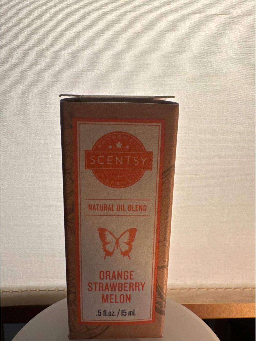 Scentsy Natural Oil Blend (Orange Strawberry Melon)